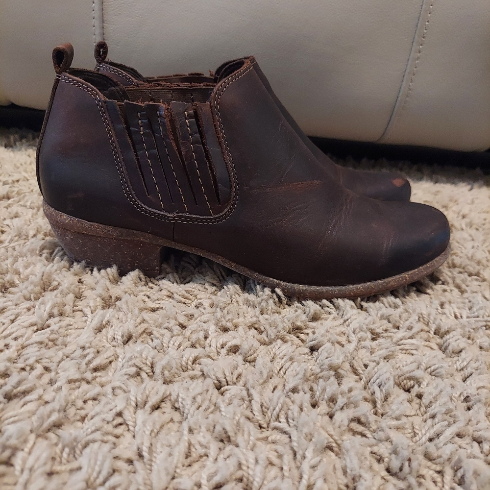 Angle Boots - image 3